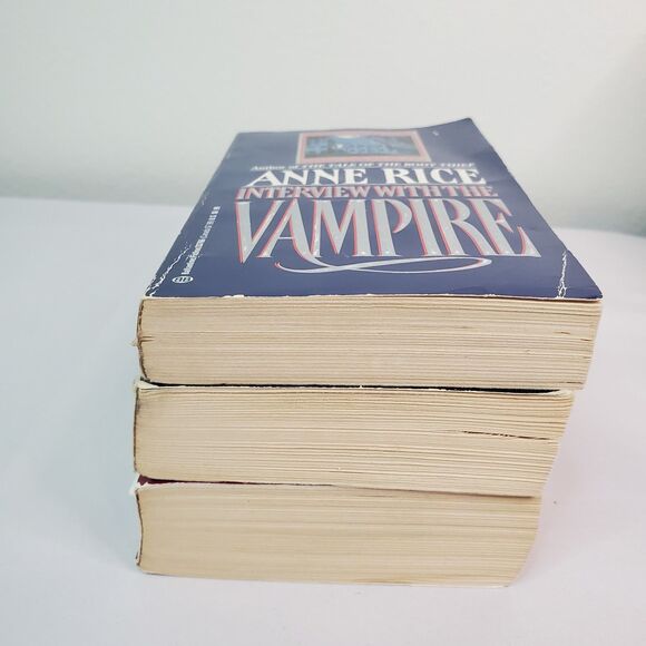 Anne Rice Paperbacks-Lot Of 3 Books: Interview Vampire Body Thief Cry To Heaven - Picture 5 of 16